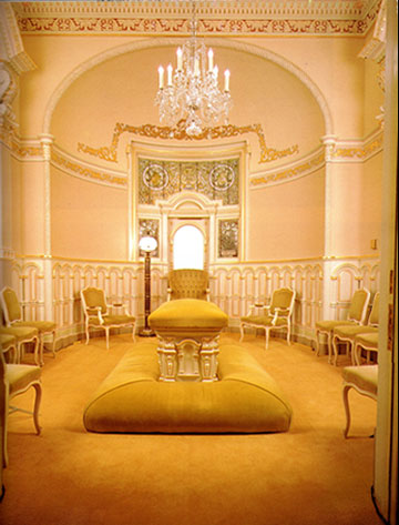 Temple Room with Yellow Furniture Centered Around a Cushioned Altar | Resurrection & Marriage | Matthew 22:30 & LDS Marriage