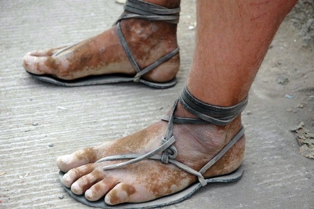 dust-off-feet
