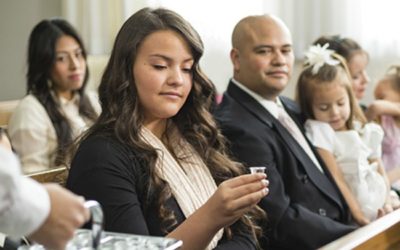 How do Deacons know who should not receive the Sacrament?