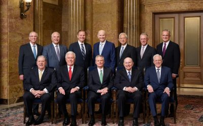What are the qualifications to be an apostle of the Lord?